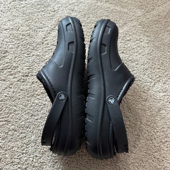 Crocs Classic Style in Black Sherpa Lined Slip On Shoes Closed Toe Men's Size 11 - Picture 10 of 11